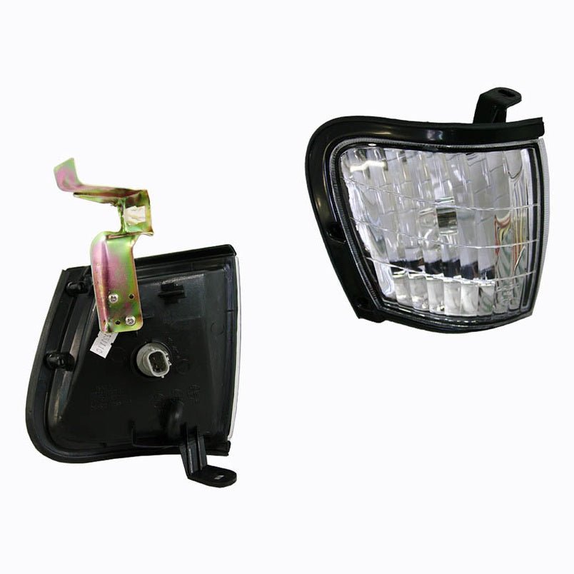 Holden Rodeo TF Utility Right Front Corner Light, Built 7/2001 to 2/2003