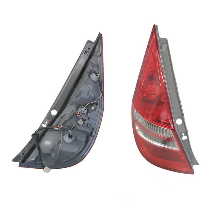 Hyundai i30 FD 5 Door Hatch Left Tail Light, Built 8/2007 to 4/2012