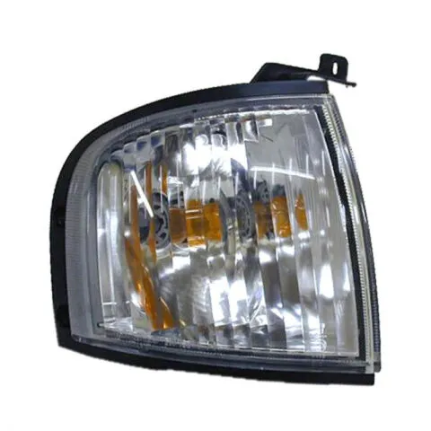 Mazda B Series Ute / Bravo UN Utility Right Front Corner Light, Built 10/2002 to 10/2006
