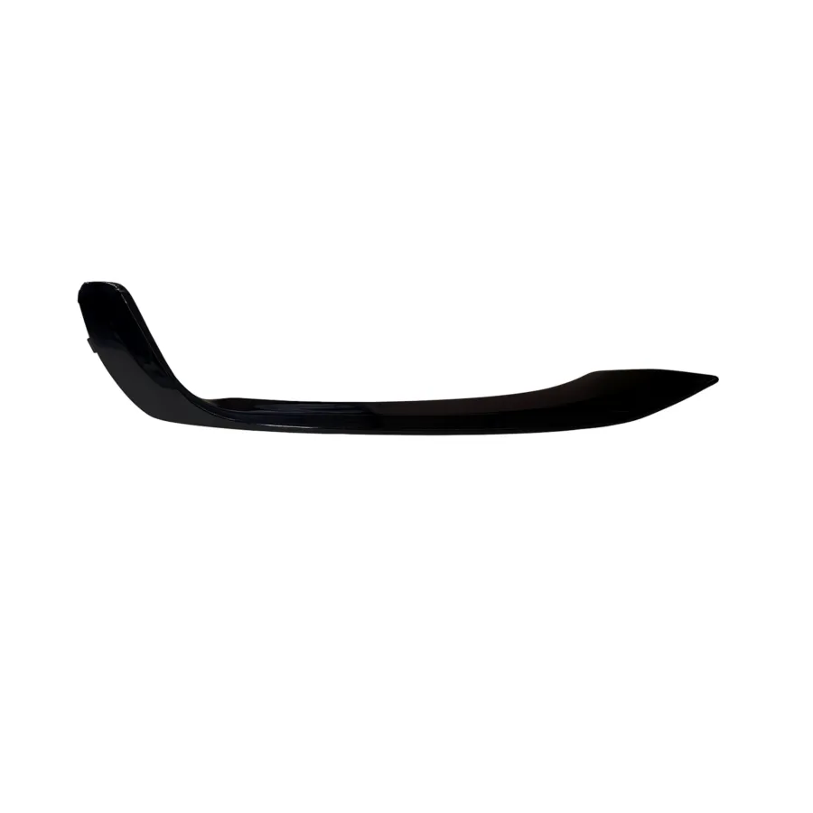 Holden Commodore VF Right Fog Light Cover Mould, Built 10/2015 to 10/2017