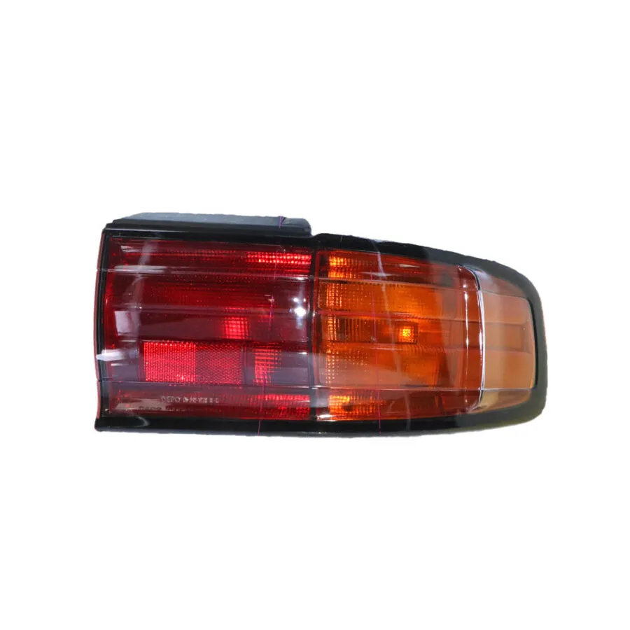 Toyota Camry SDV10 Sedan Right Tail Light, Built 2/1993 to 7/1995