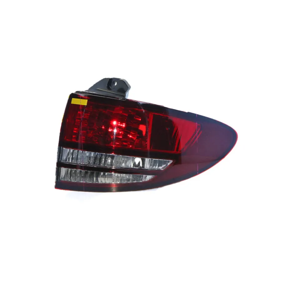Toyota Tarago ACR30 Wagon Right Tail Light, Built 4/2003 to 12/2005